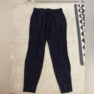 LULU LEMON black joggers size 6!!!
